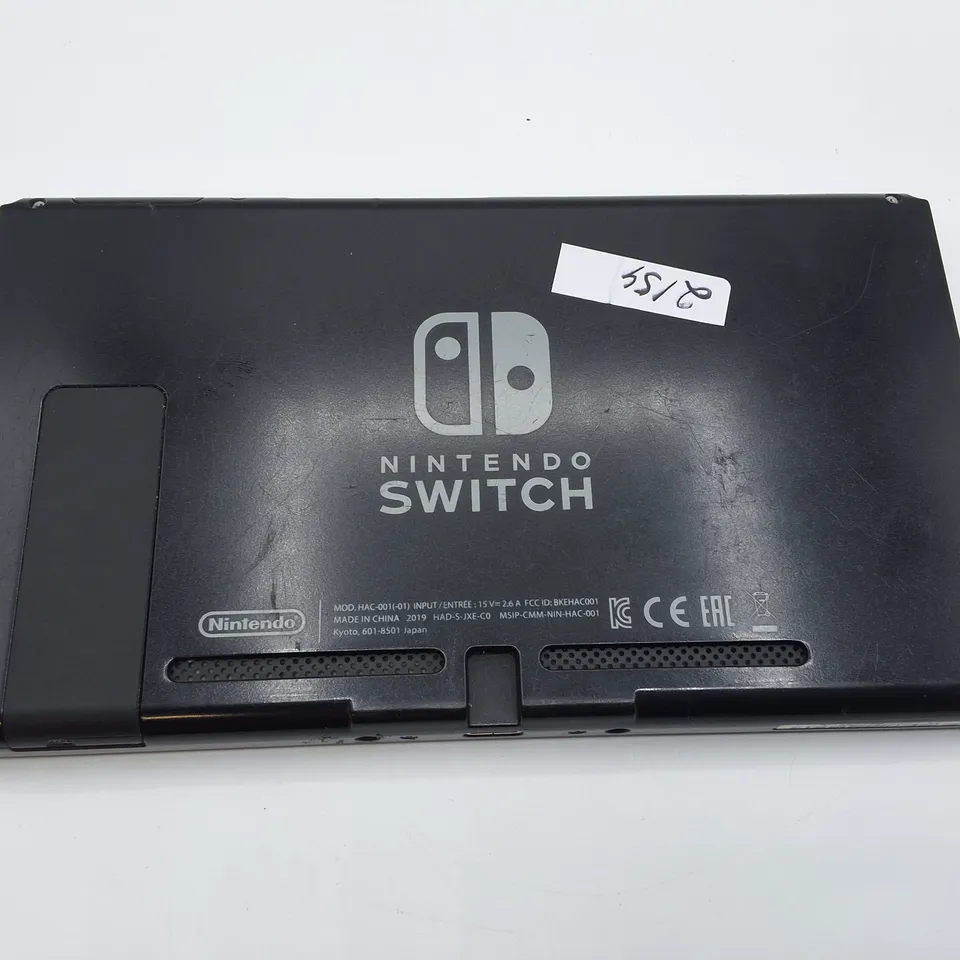 UNBOXED NINTENDO SWITCH HANDHELD CONSOLE - HAC-001