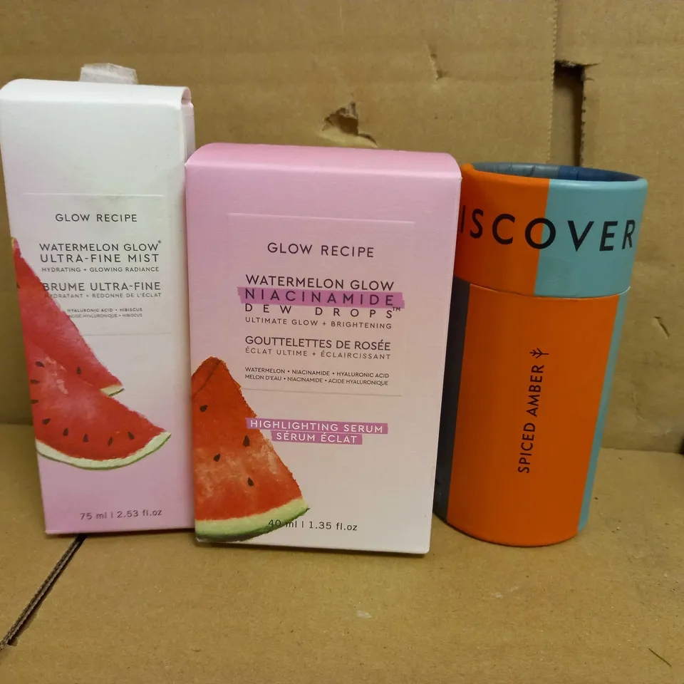 BOX OF 3 COSMETIC ITEMS TO INCLUDE FOUR TRAVEL SIZED SCENTS, GLOW RECIPE HIGHLIGHTING SERUM, GLOW RECIPE ULTRA FINE MIST