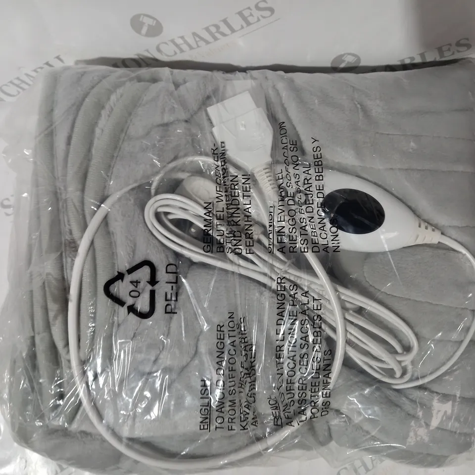 BOXED COZEE HOME VELVETSOFT HEATED THROW IN LIGHT GREY