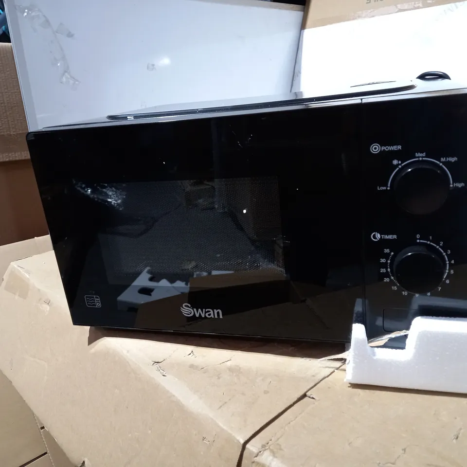 SWAN 20L 700W MANUAL MICROWAVE RRP £67.99