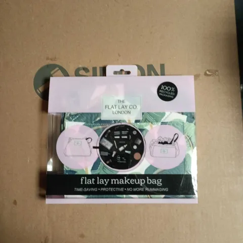 THE FLAT LAY CO LONDON FLAT LAY MAKEUP BAG