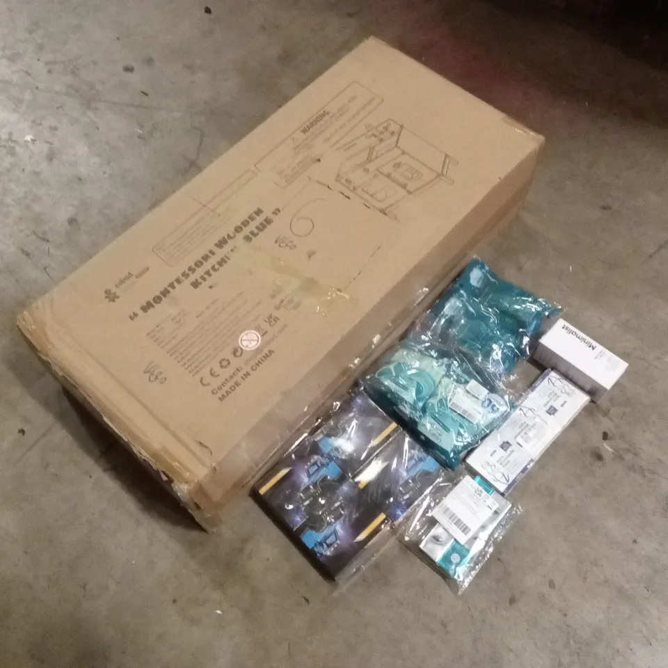 PALLET OF ASSORTED ITEMS TO INCLUDE: KIDS WOODEN PLAY KITCHEN, HEALTH AND BEAUTY PRODUCTS, LED WORK LIGHTS ETC