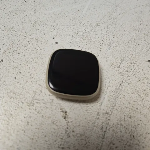 FITBIT VERSA 3 GOLD