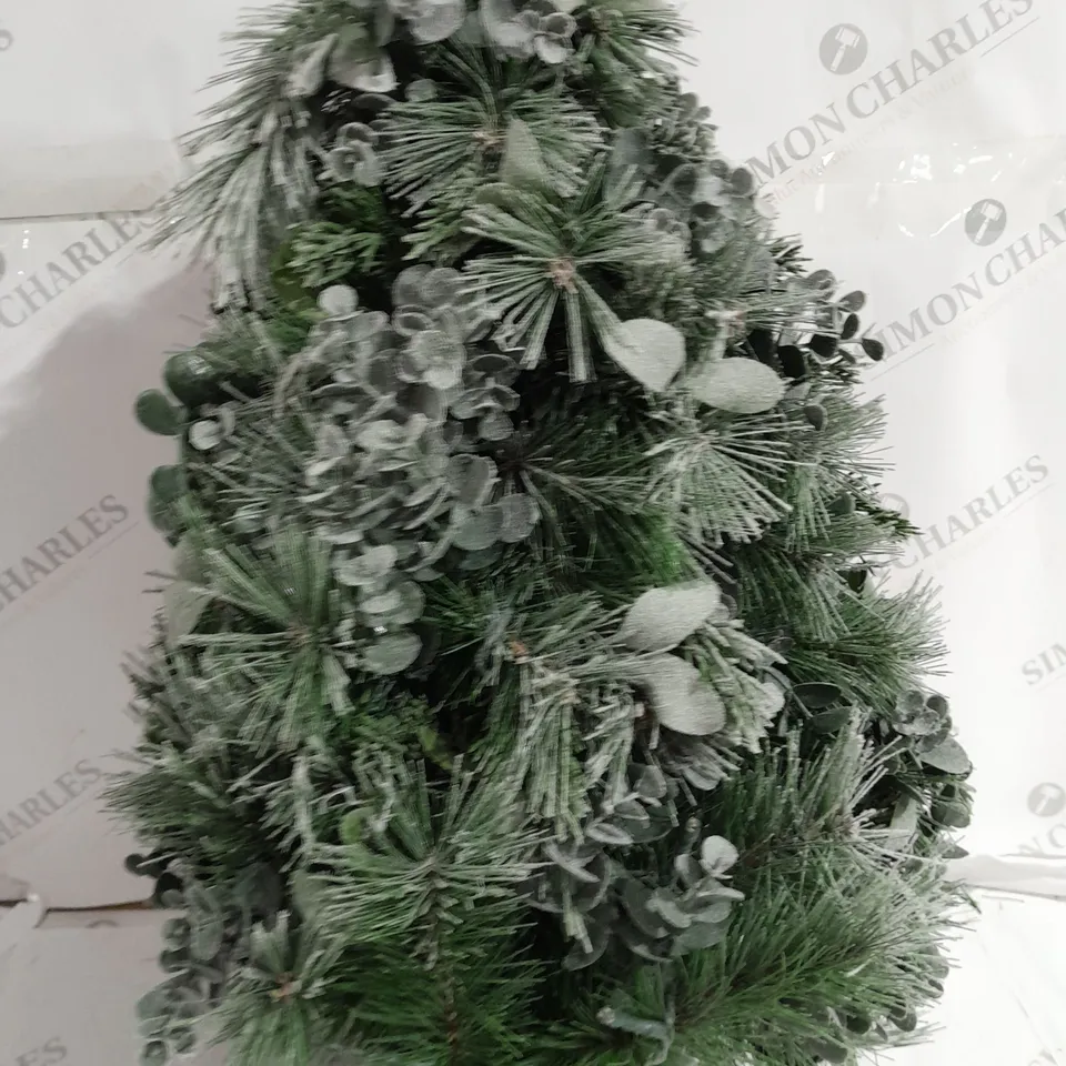 K BY KELLY HOPPEN COTSWOLDS PRE-LIT 120CM CHRISTMAS TREE