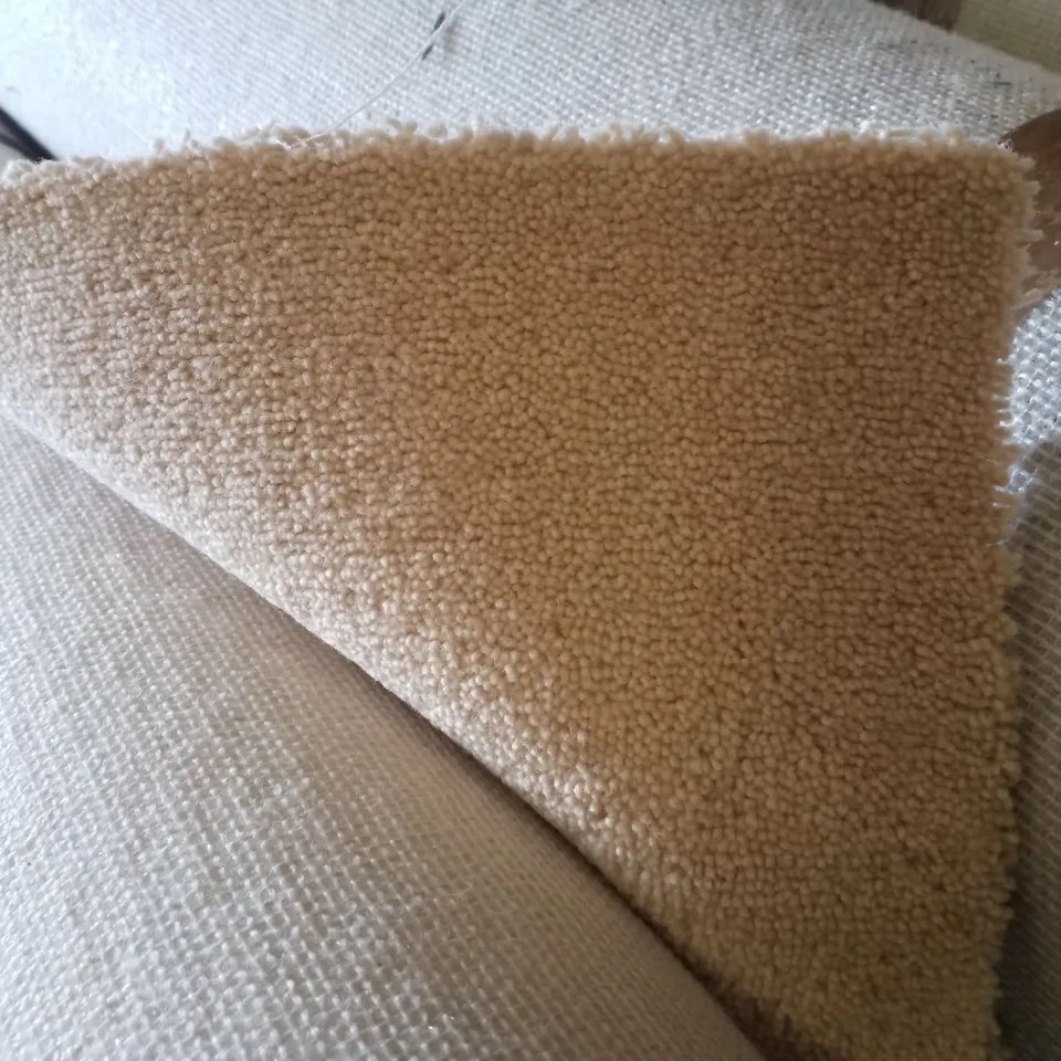 ROLL OF QUALITY 4M CRAFTSMAN EL 160 CARPET - 4×1.53M