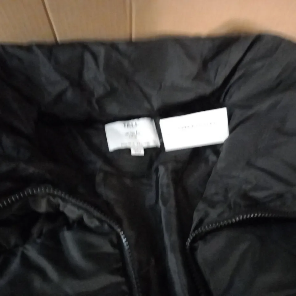 DOROTHY PERKINS TALL PADDED LONGLINE COAT - L