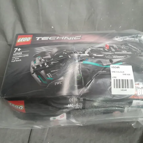 LEGO TECHNIC MERCEDES AMG F1 W14 