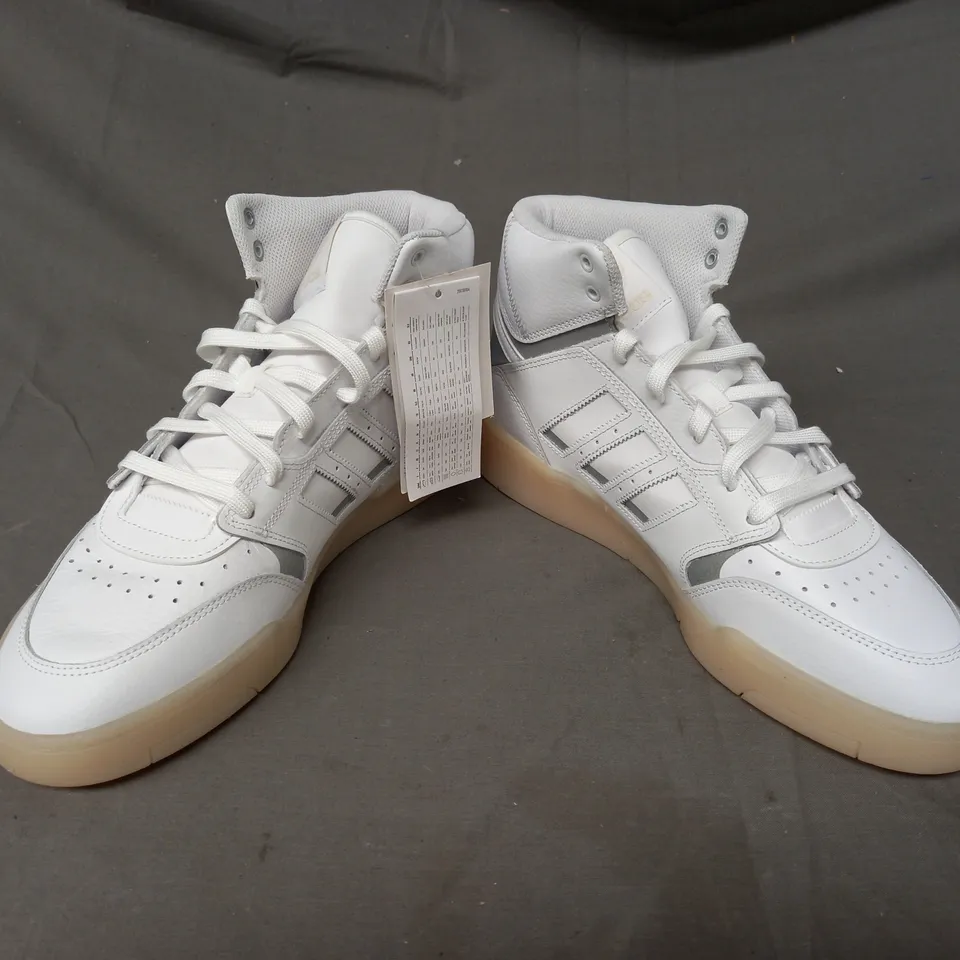 BOXED PAIR OF ADIDAS DROP STEP SHOES IN WHITE UK SIZE 9