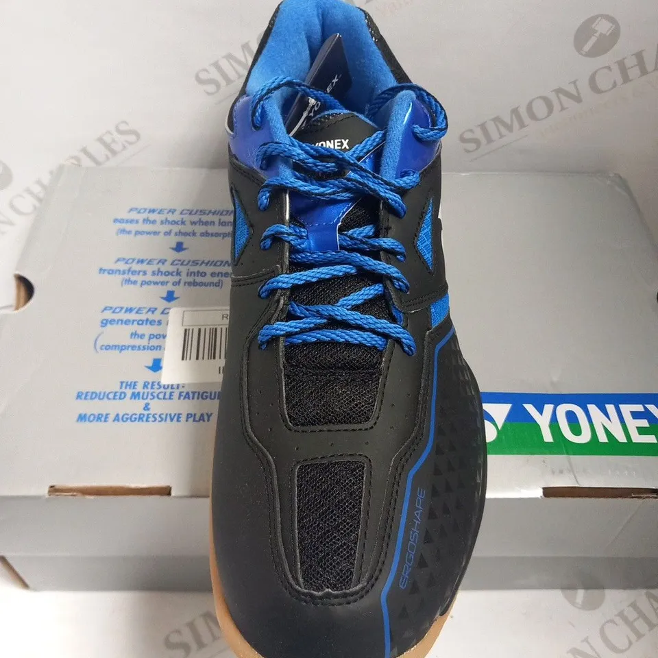 BOXED YONEX POWER CUSHION SHB36EX SIZE 11.5
