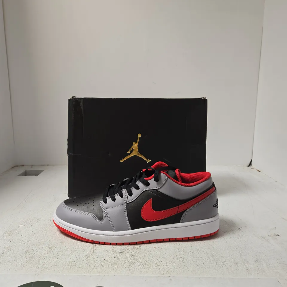 AIR JORDAN 1 LOW SNEAKERS – BLACK/FIRE RED/CEMENT GREY, UK 11 (EU 46)