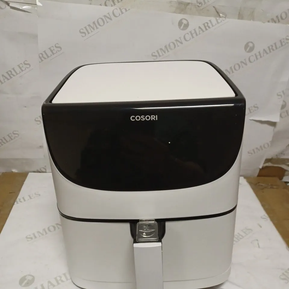 COSORI AIR FRYER 1700W MAX XXL 5.5L DIGITAL TOUCHSCREEN - WHITE