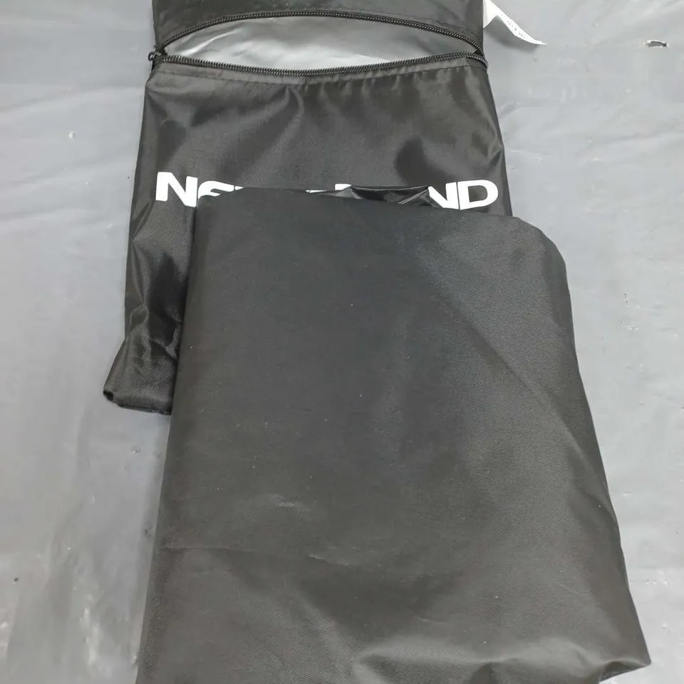 LOT OF 2 NEVERLAND VEHICLE COVERS BLACK 150 X 150 X 75