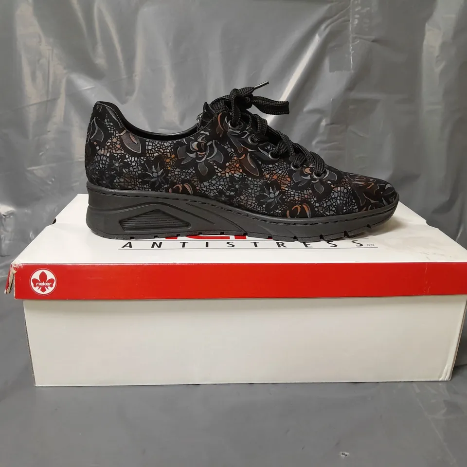 RIEKER WEDGE TRAINERS BLACK FLORAL SIZE 5
