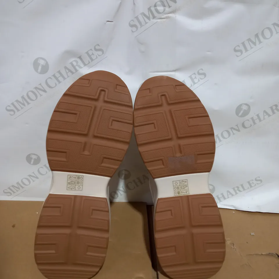 PAIR OF BOXED FUAX LEATHER PANELLED CHUNKY TRAINERS SIZE 6