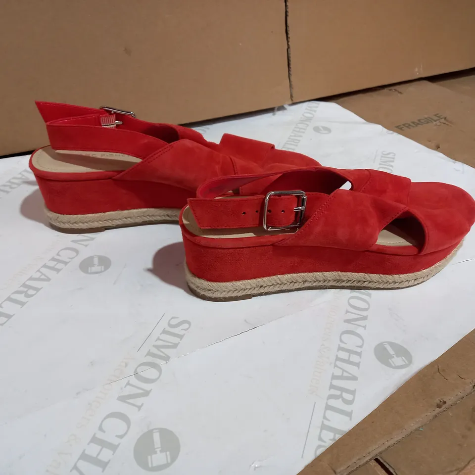 MARC FISHER FLAMA CROSS FRONT LOW WEDGE RED SANDALS - SIZE 6 UK