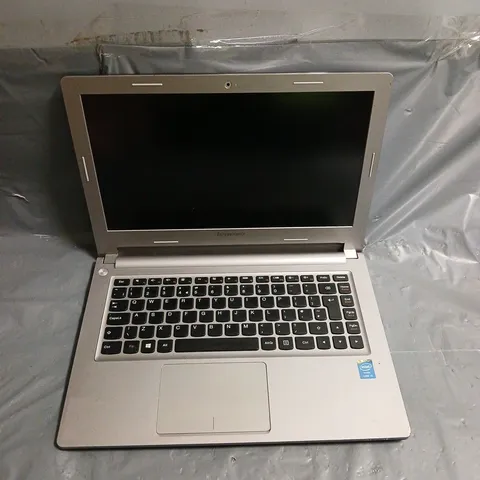 LENOVO M30-70 LAPTOP