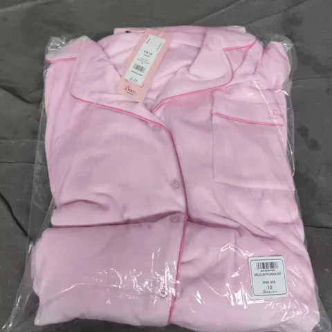 BAGGED BOUX AVENUE VELOUR PYJAMA SET IN PINK MIX - SIZE 10