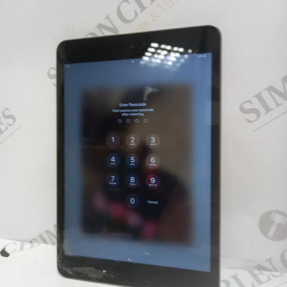 APPLE IPAD MINI 2 A1489 SILVER