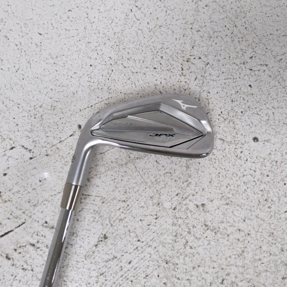 MIZUNO JPX GOLF IRON HEAD WITH SHAFT – CHROME FINISH