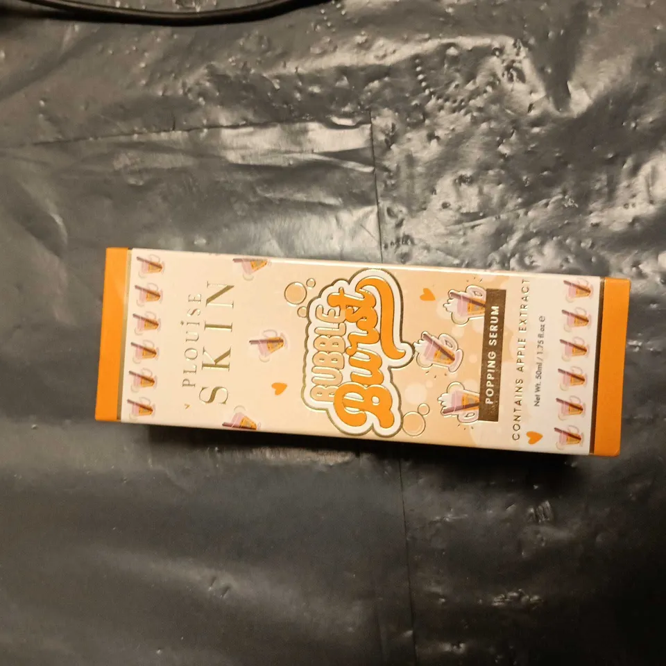 PLOUISE MAKE-UP BRUSH SET (3 BRUSHES) – PINK BOX + ASSORTED BEAUTY ITEMS