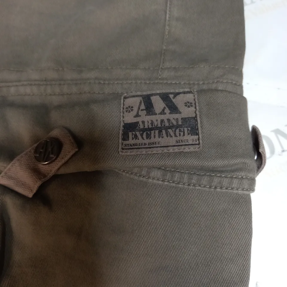 ARMANI EXCHANGE DENIM CARGO SHORTS SIZE 36