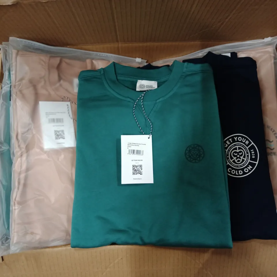 BOX OF MIXED ASSORTMENT OF BRAND NEW BRASS MONKEY CLOTHING ITEMS INCLUDING - SWEATERS, T-SHIRTS - MIXED SIZES - APPROXIMATELY 30X ITEMS