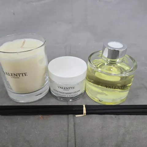 VALENTTE LONDON GIFT SET: CANDLE, HAND CREAM & FRAGRANCE