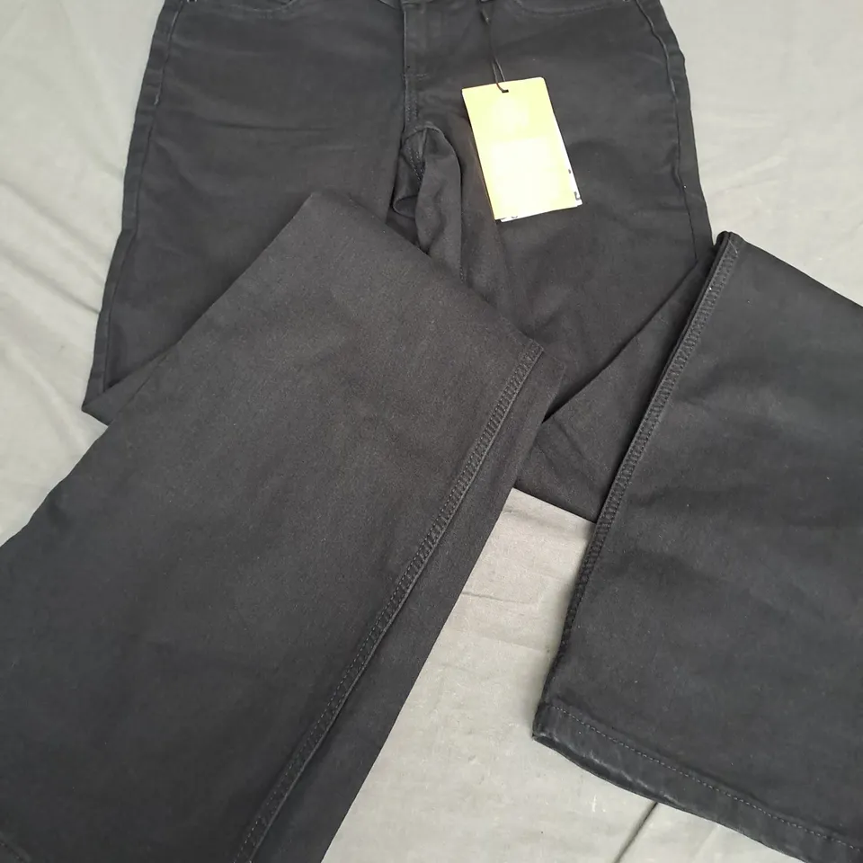 VERO MODA LOW RISE FLARED BLACK JEANS - S / 34"