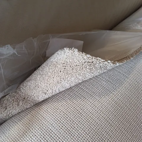 ROLL OF QUALITY EC FREEDOM XTRA TISSUE CARPET // APPROX SIZE: 5.00 X 4.00M