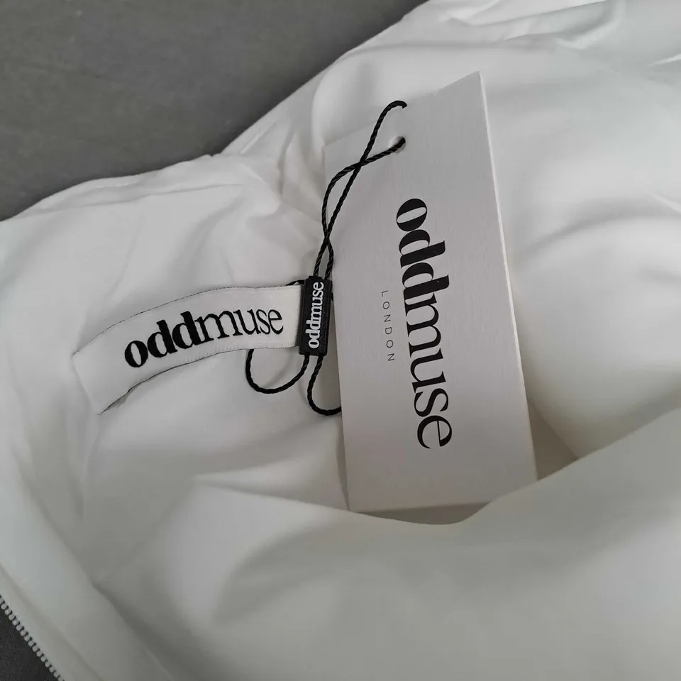 ODDMOUSE THE ULTIMATE MUSE SPLIT SLEEVE MINI DRESS IN WHITE - LARGE