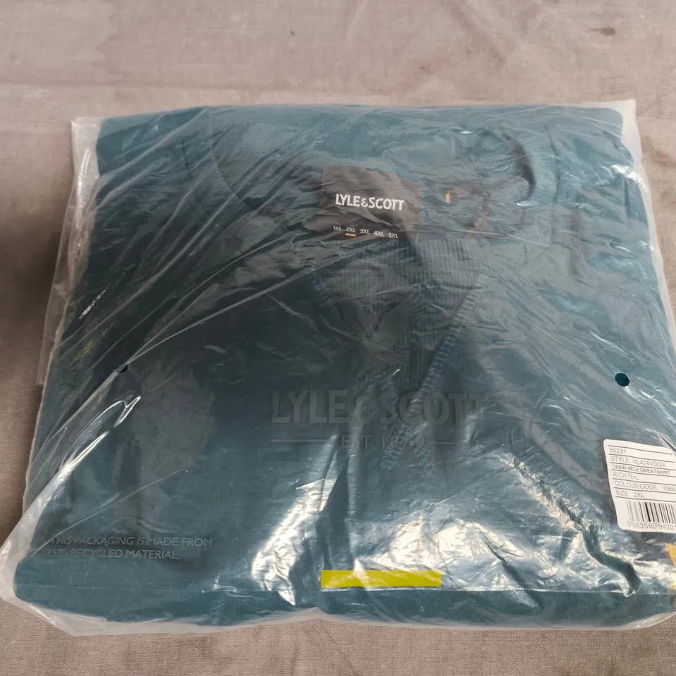 LYLE & SCOTT CREW NECK SWEATSHIRT ML424VOGX – RICH TEAL – UK XXL (2XL)