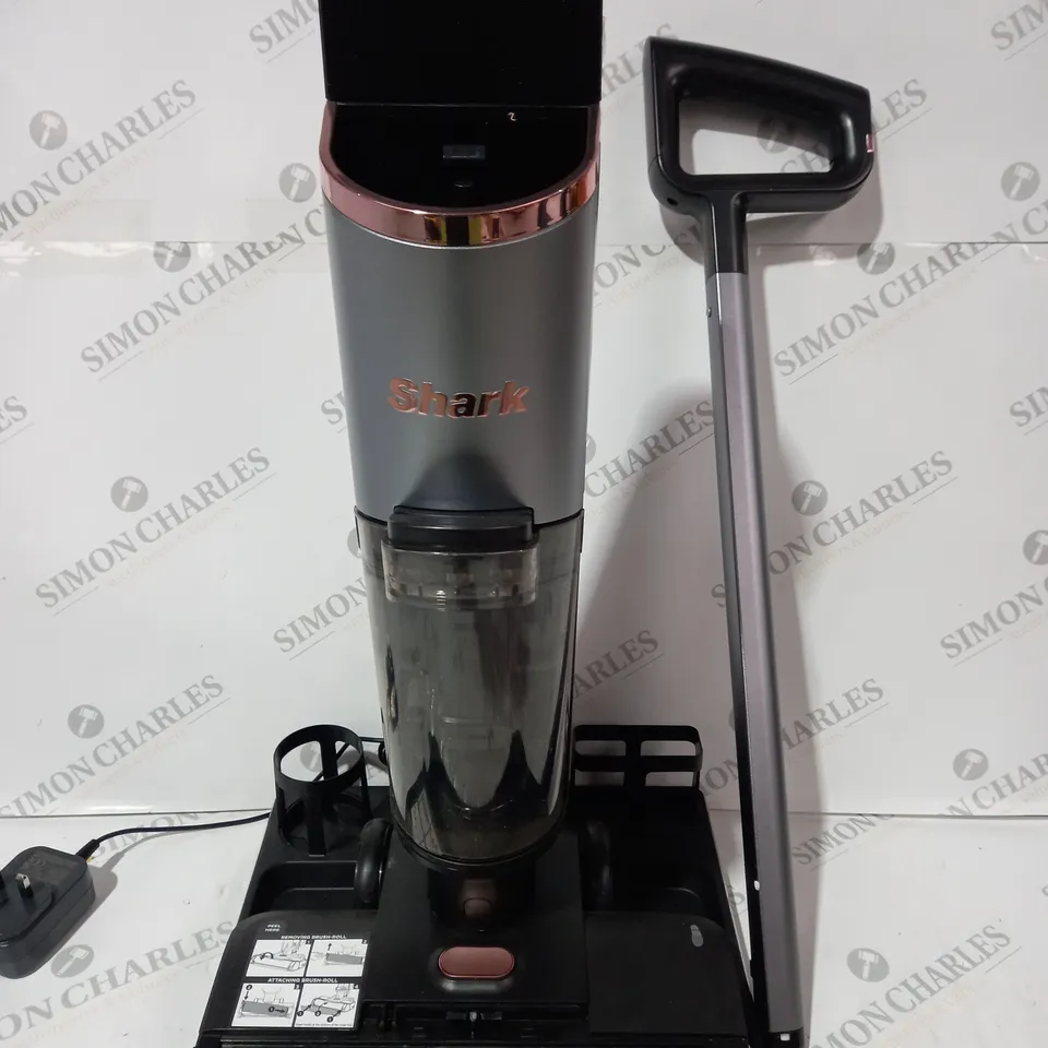 BOXED OUTLET BOXED SHARK HYDROVAC WET & DRY CORDLESS 3-IN-1 HARD FLOOR CLEANING SYSTEM