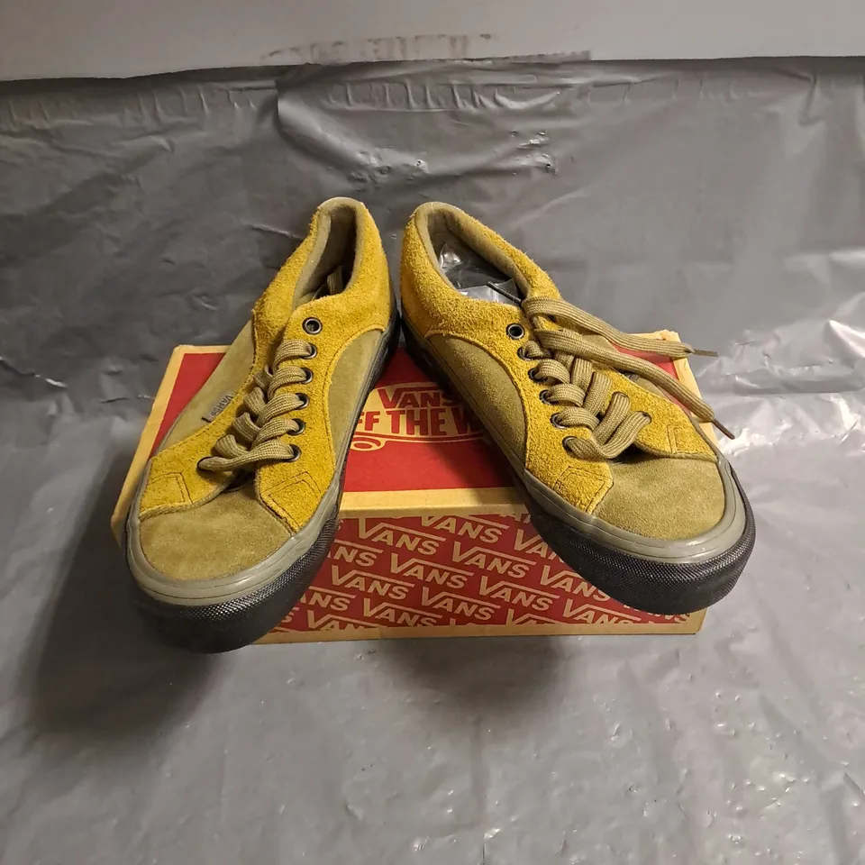 BOXED PAIR OF VANS LAMPIN 86 DX SHOES IN BRONZE BROWN SIZE UK 5