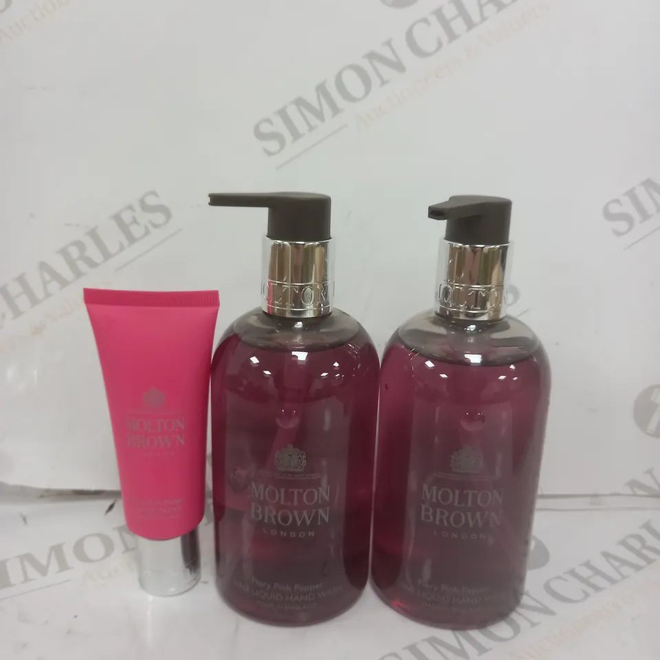 SET OF 3 MOLTON BROWN ITEMS TO INCLUDE - FIERY PINK PEPPER HAND WASH - HAND CREAM 