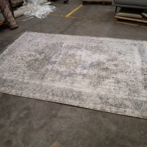 QUALITY DESIGNER AREA RUG - APPROXIMATELY 200×285CM