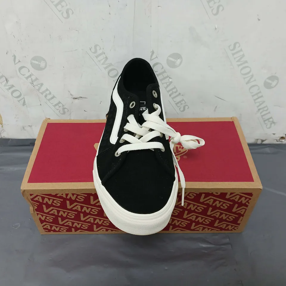 BOXED PAIR OF VANS SUEDE ANIMAL SHOES IN BLACK SIZE 6