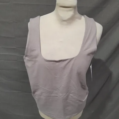 ABERCROMBIE & FITCH LOW NECK TANK TOP - XL