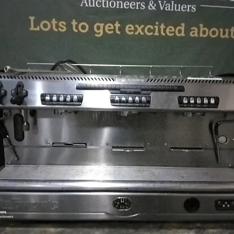 LA SPAZIALE S5 TRADITIONAL COFFEE MACHINE
