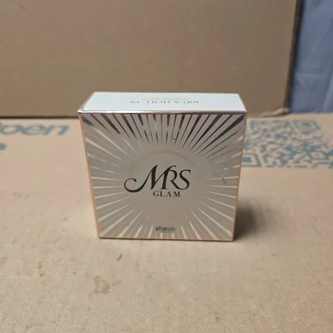 BPERFECT MRS GLAM GLORIOUS SKIN POWDER FOUNDATION 03 LIGHT WARM BOXED