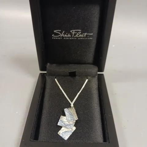 SHEILA FLEET FLAGSTONE PENDANT NECKLACE
