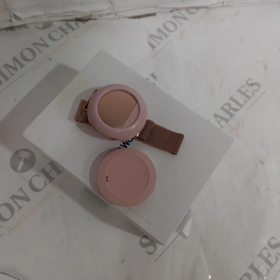 EMBR WAVE 2 DEVICE HEATING AND COOLING WRISTBAND & COMFORT CASE