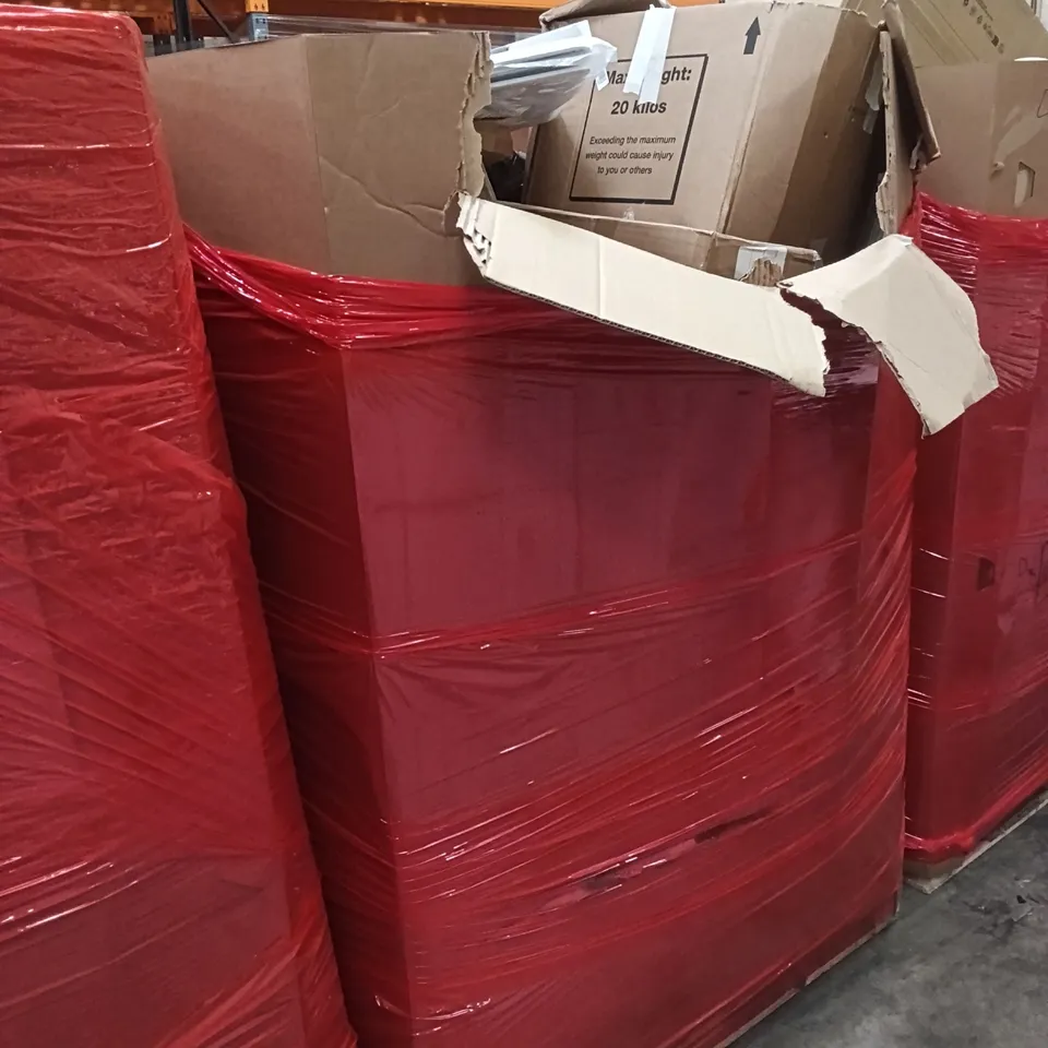 PALLET OF ASSORTED ITEMS INCLUDING - STORAGE BOX, ROLLER BLINDS, CLOTHES AIRER