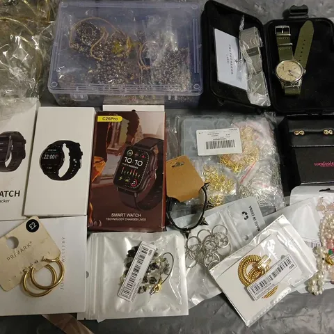 LOT OF ASSORTED JEWELLERY AND WATCH ITEMS 