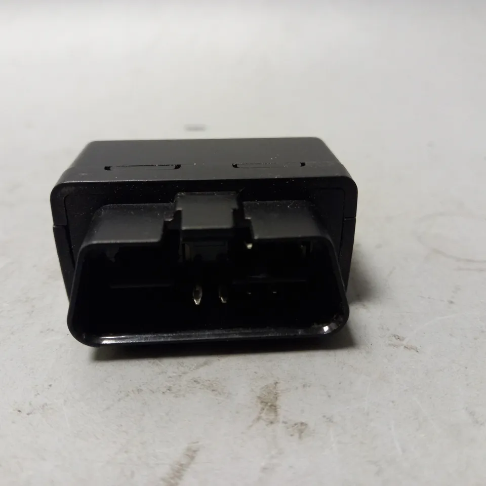 TRAKM8 CONNECT 330 BLACK BOX