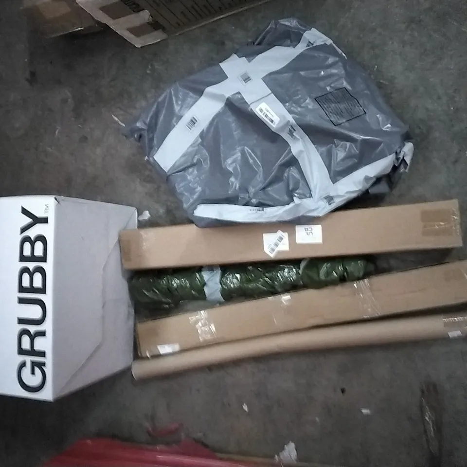 PALLET OF ASSORTED ITEMS AIR COOLER, FOOTIEBOX.COM POP UP GOAL, POPUP TENT, ICE COOLER, T SHAPED BACK DROP SUPPORT, GRUBBY VEGAN RECIPE KITS 