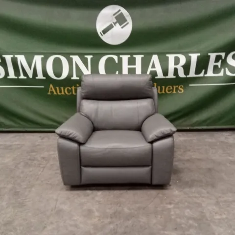 QUALITY DESIGNER ITALIAN MADE PATRIZIO LEATHER ARMCHAIR WITH SMALL ARMS