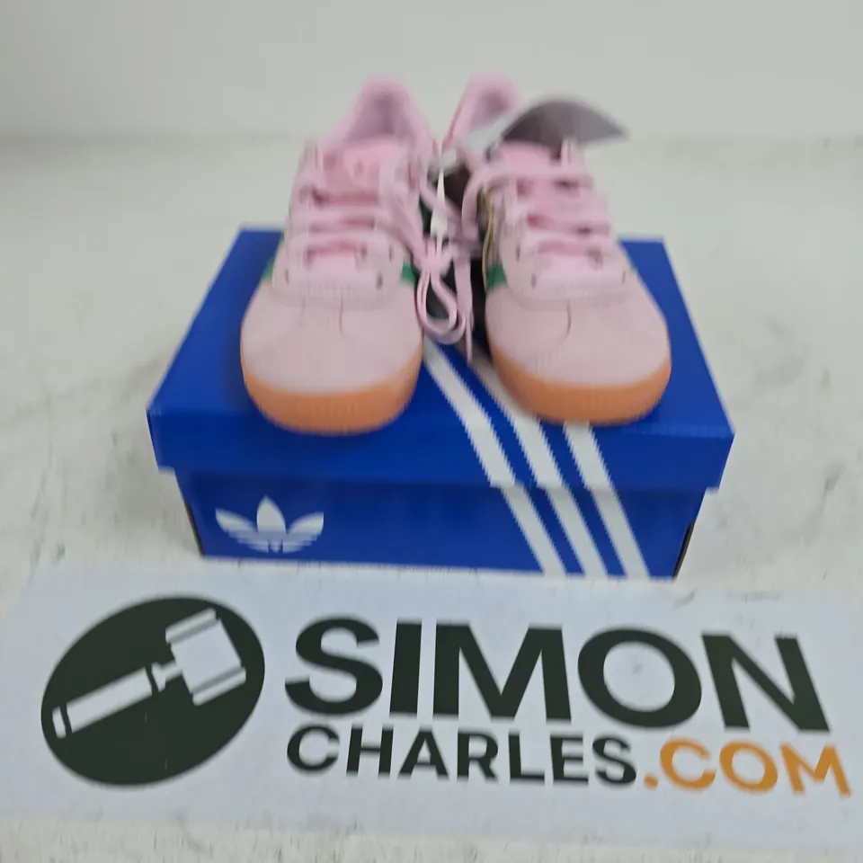 BOXED PAIR OF ADIDAS CHILDRENS GAZELLE TRAINERS IN PINK - UK12K