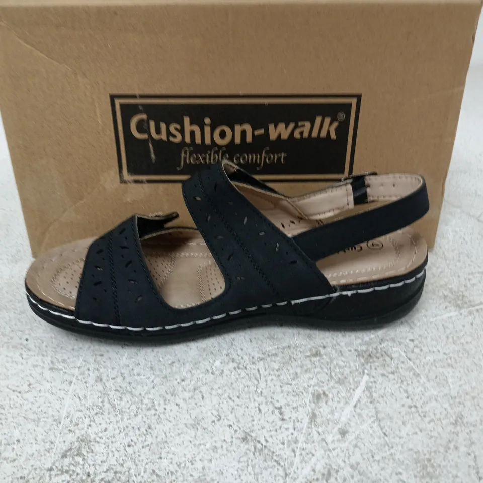 BOXED PAIR OF CUSHION-WALK BECKY SHOES IN BLACK - SIZE 4