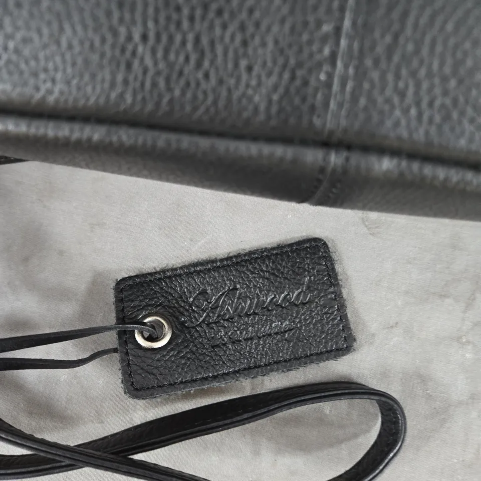 ASHWOOD REAL LEATHER  BLACK PEBBLED LEATHER CROSSBODY BAG