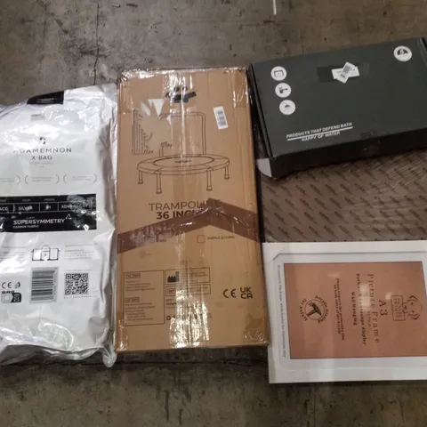 PALLET CONTAINING ASSORTED PRODUCTS INCLUDING SPORT DUFFLE BAG, 36" TRAMPOLINE WITH RAIL, PICTURE FRAME & KITCHEN FAUCET 